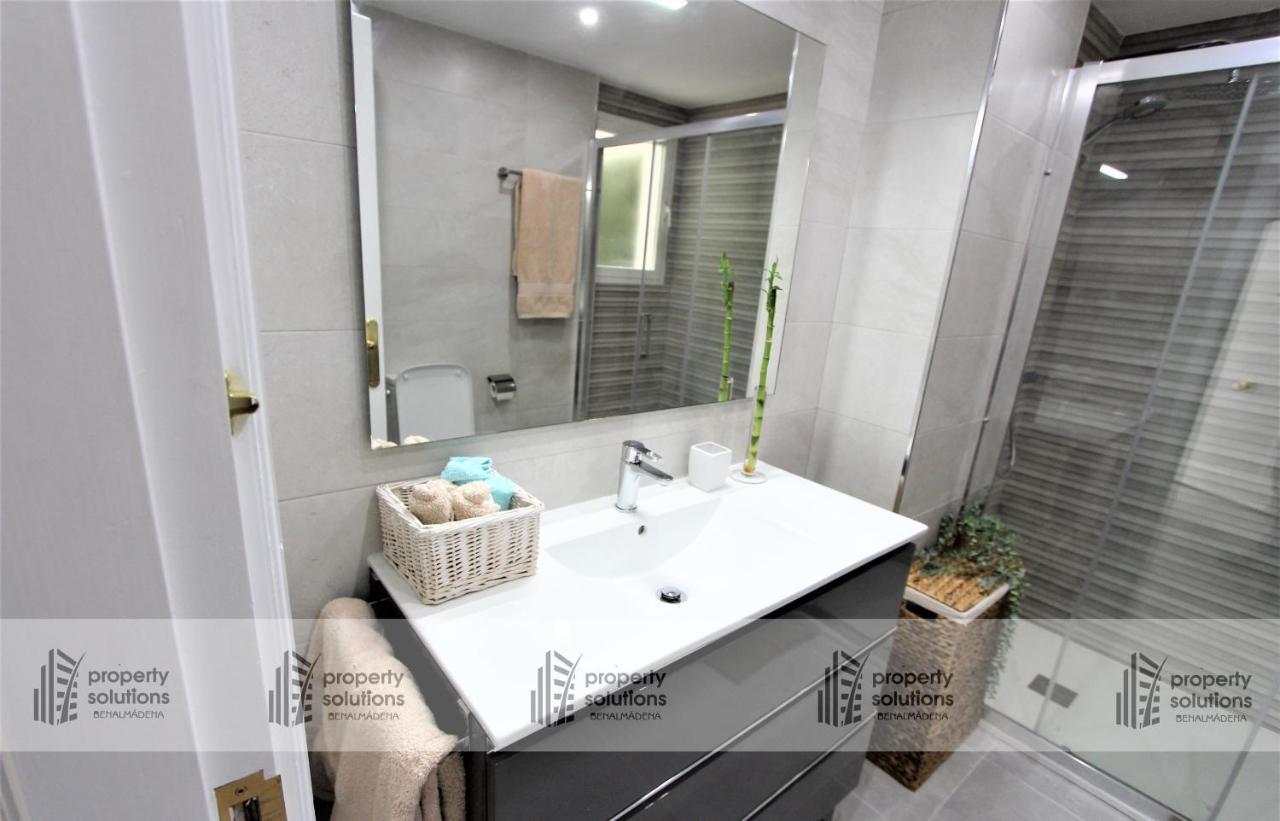 Benalgolf Vista al mar - PISCINA Y PLAYA - CERCANO A CAMPO DE GOLF - EXCELENTE CONEXION WIFI Benalmádena Exterior foto